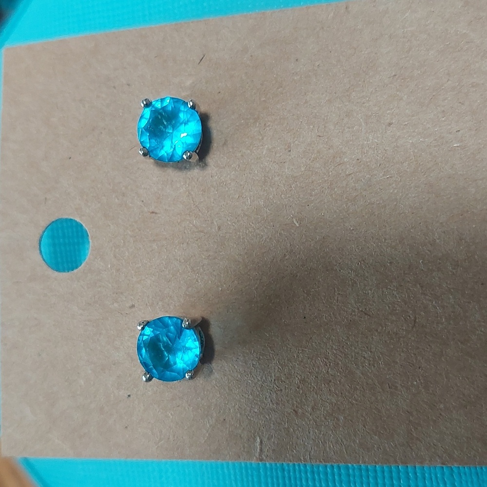 Effy Radiant Blue Gemstone Earrings.Silver Toned . - Picture 3 of 4